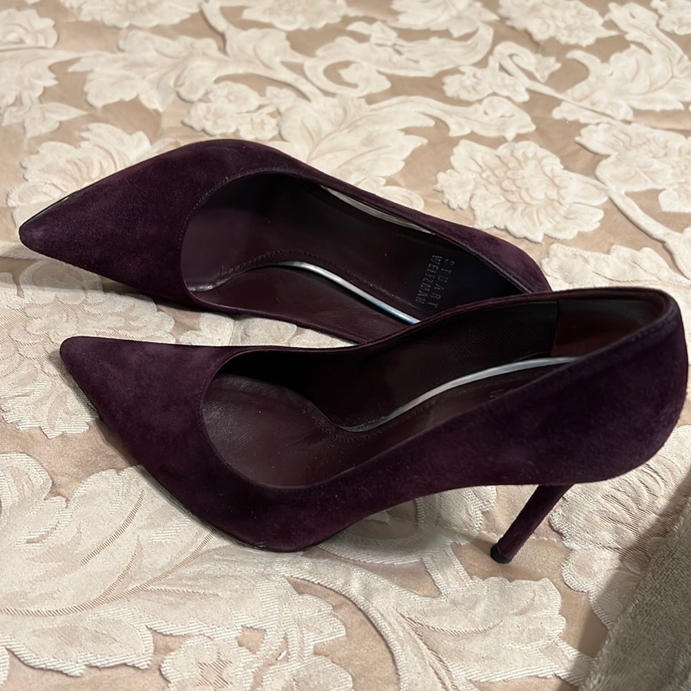 Purple suede pumps